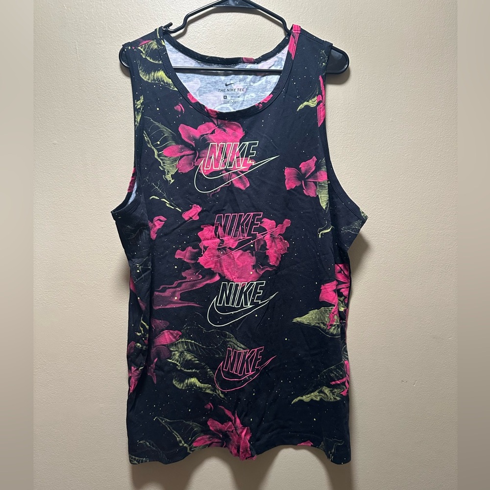 Womens Nike Black and Pink Graphic Tank (C131)